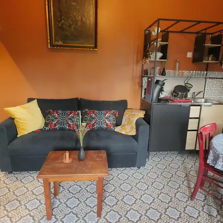 Le Des Jardins D'ispahan Apartment Prignac-et-Marcamps