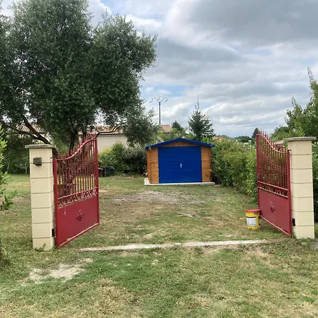 Le Des Jardins D'ispahan *