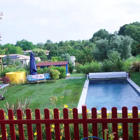 Apartment Le Des Jardins D'ispahan Prignac-et-Marcamps